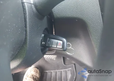 2017 Nissan Rogue Sport S z USA, uszkodzony, nr VIN JN1BJ1CPXHW001964